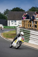 Vintage-motorcycle-club;eventdigitalimages;mallory-park;mallory-park-trackday-photographs;no-limits-trackdays;peter-wileman-photography;trackday-digital-images;trackday-photos;vmcc-festival-1000-bikes-photographs